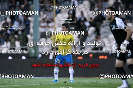 1189669, Tehran, Iran, لیگ برتر فوتبال ایران، Persian Gulf Cup، Week 31، Second Leg، Esteghlal 6 v 2 Sanat Naft Abadan on 2011/04/23 at Azadi Stadium