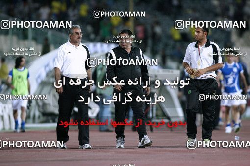 1189539, Tehran, Iran, لیگ برتر فوتبال ایران، Persian Gulf Cup، Week 31، Second Leg، Esteghlal 6 v 2 Sanat Naft Abadan on 2011/04/23 at Azadi Stadium
