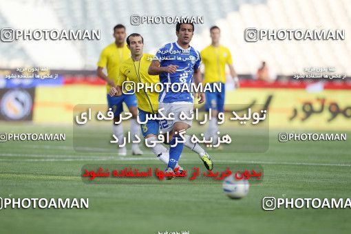 1190444, Tehran, Iran, لیگ برتر فوتبال ایران، Persian Gulf Cup، Week 31، Second Leg، Esteghlal 6 v 2 Sanat Naft Abadan on 2011/04/23 at Azadi Stadium