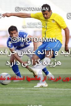 1190511, Tehran, Iran, لیگ برتر فوتبال ایران، Persian Gulf Cup، Week 31، Second Leg، Esteghlal 6 v 2 Sanat Naft Abadan on 2011/04/23 at Azadi Stadium