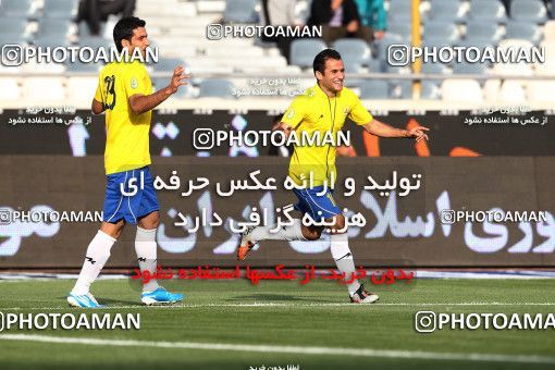 1190577, Tehran, Iran, لیگ برتر فوتبال ایران، Persian Gulf Cup، Week 31، Second Leg، Esteghlal 6 v 2 Sanat Naft Abadan on 2011/04/23 at Azadi Stadium