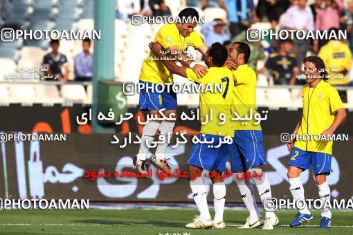 1190740, Tehran, Iran, لیگ برتر فوتبال ایران، Persian Gulf Cup، Week 31، Second Leg، Esteghlal 6 v 2 Sanat Naft Abadan on 2011/04/23 at Azadi Stadium