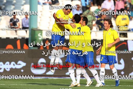 1190531, Tehran, Iran, لیگ برتر فوتبال ایران، Persian Gulf Cup، Week 31، Second Leg، Esteghlal 6 v 2 Sanat Naft Abadan on 2011/04/23 at Azadi Stadium