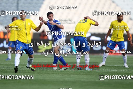 1190557, Tehran, Iran, لیگ برتر فوتبال ایران، Persian Gulf Cup، Week 31، Second Leg، Esteghlal 6 v 2 Sanat Naft Abadan on 2011/04/23 at Azadi Stadium