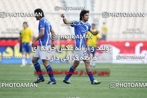 1190540, Tehran, Iran, لیگ برتر فوتبال ایران، Persian Gulf Cup، Week 31، Second Leg، Esteghlal 6 v 2 Sanat Naft Abadan on 2011/04/23 at Azadi Stadium