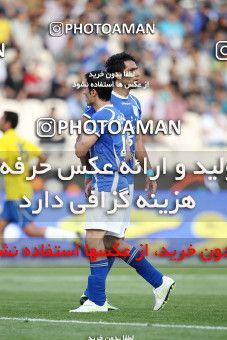 1190334, Tehran, Iran, لیگ برتر فوتبال ایران، Persian Gulf Cup، Week 31، Second Leg، Esteghlal 6 v 2 Sanat Naft Abadan on 2011/04/23 at Azadi Stadium