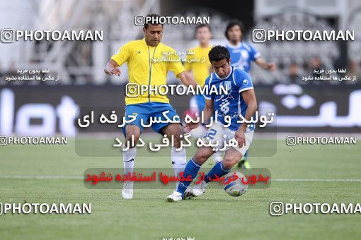 1190421, Tehran, Iran, لیگ برتر فوتبال ایران، Persian Gulf Cup، Week 31، Second Leg، Esteghlal 6 v 2 Sanat Naft Abadan on 2011/04/23 at Azadi Stadium