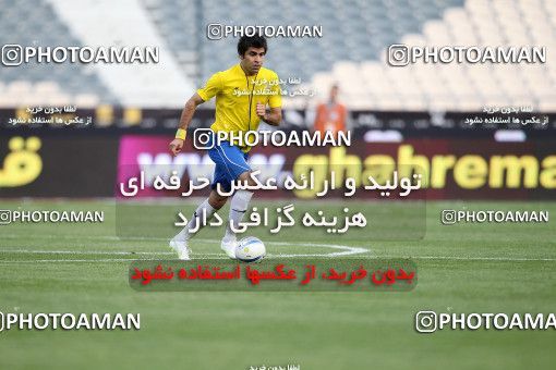 1190561, Tehran, Iran, لیگ برتر فوتبال ایران، Persian Gulf Cup، Week 31، Second Leg، Esteghlal 6 v 2 Sanat Naft Abadan on 2011/04/23 at Azadi Stadium