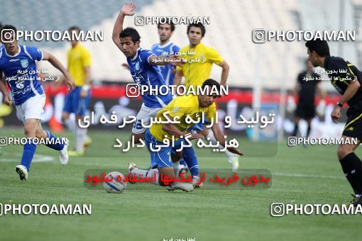 1190328, Tehran, Iran, Iran Pro League، Persian Gulf Cup، 2010-11 season، Second Leg، Week 31، Esteghlal 6 v 2 Sanat Naft Abadan on 2011/04/23 at Azadi Stadium