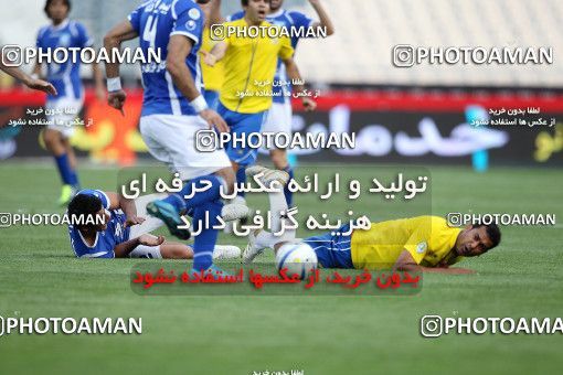 1190509, Tehran, Iran, لیگ برتر فوتبال ایران، Persian Gulf Cup، Week 31، Second Leg، Esteghlal 6 v 2 Sanat Naft Abadan on 2011/04/23 at Azadi Stadium