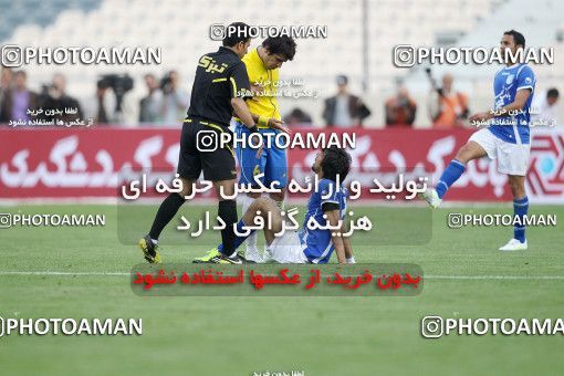 1190618, Tehran, Iran, لیگ برتر فوتبال ایران، Persian Gulf Cup، Week 31، Second Leg، Esteghlal 6 v 2 Sanat Naft Abadan on 2011/04/23 at Azadi Stadium