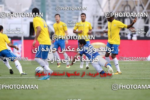 1190452, Tehran, Iran, لیگ برتر فوتبال ایران، Persian Gulf Cup، Week 31، Second Leg، Esteghlal 6 v 2 Sanat Naft Abadan on 2011/04/23 at Azadi Stadium