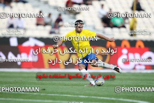 1190639, Tehran, Iran, لیگ برتر فوتبال ایران، Persian Gulf Cup، Week 31، Second Leg، Esteghlal 6 v 2 Sanat Naft Abadan on 2011/04/23 at Azadi Stadium