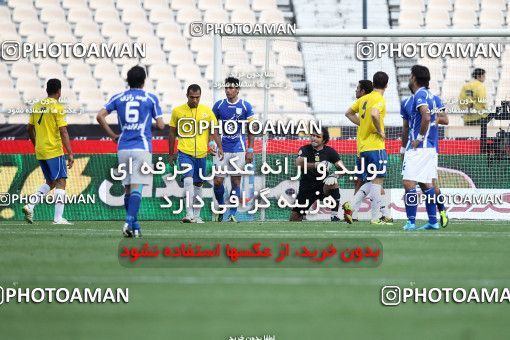 1190677, Tehran, Iran, لیگ برتر فوتبال ایران، Persian Gulf Cup، Week 31، Second Leg، Esteghlal 6 v 2 Sanat Naft Abadan on 2011/04/23 at Azadi Stadium