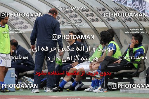1190616, Tehran, Iran, لیگ برتر فوتبال ایران، Persian Gulf Cup، Week 31، Second Leg، Esteghlal 6 v 2 Sanat Naft Abadan on 2011/04/23 at Azadi Stadium