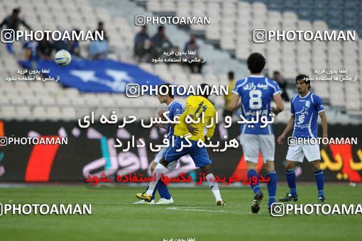 1190336, Tehran, Iran, لیگ برتر فوتبال ایران، Persian Gulf Cup، Week 31، Second Leg، Esteghlal 6 v 2 Sanat Naft Abadan on 2011/04/23 at Azadi Stadium