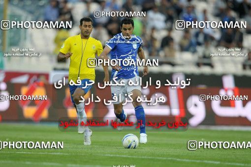 1190359, Tehran, Iran, لیگ برتر فوتبال ایران، Persian Gulf Cup، Week 31، Second Leg، Esteghlal 6 v 2 Sanat Naft Abadan on 2011/04/23 at Azadi Stadium