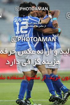 1190590, Tehran, Iran, لیگ برتر فوتبال ایران، Persian Gulf Cup، Week 31، Second Leg، Esteghlal 6 v 2 Sanat Naft Abadan on 2011/04/23 at Azadi Stadium