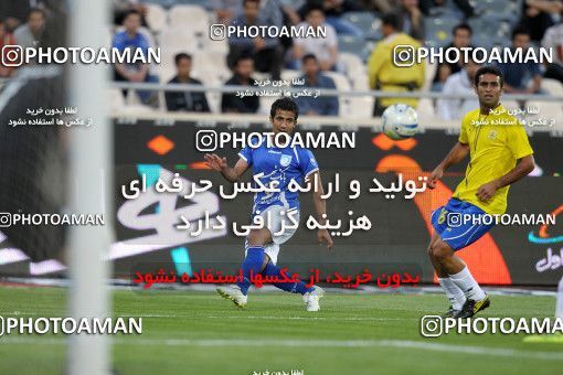 1190583, Tehran, Iran, لیگ برتر فوتبال ایران، Persian Gulf Cup، Week 31، Second Leg، Esteghlal 6 v 2 Sanat Naft Abadan on 2011/04/23 at Azadi Stadium