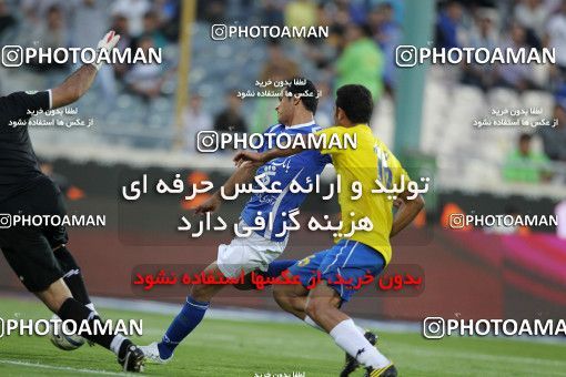 1190329, Tehran, Iran, لیگ برتر فوتبال ایران، Persian Gulf Cup، Week 31، Second Leg، Esteghlal 6 v 2 Sanat Naft Abadan on 2011/04/23 at Azadi Stadium
