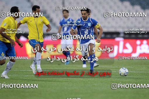 1190413, Tehran, Iran, لیگ برتر فوتبال ایران، Persian Gulf Cup، Week 31، Second Leg، Esteghlal 6 v 2 Sanat Naft Abadan on 2011/04/23 at Azadi Stadium