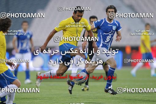 1190383, Tehran, Iran, لیگ برتر فوتبال ایران، Persian Gulf Cup، Week 31، Second Leg، Esteghlal 6 v 2 Sanat Naft Abadan on 2011/04/23 at Azadi Stadium