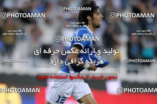 1190721, Tehran, Iran, لیگ برتر فوتبال ایران، Persian Gulf Cup، Week 31، Second Leg، Esteghlal 6 v 2 Sanat Naft Abadan on 2011/04/23 at Azadi Stadium