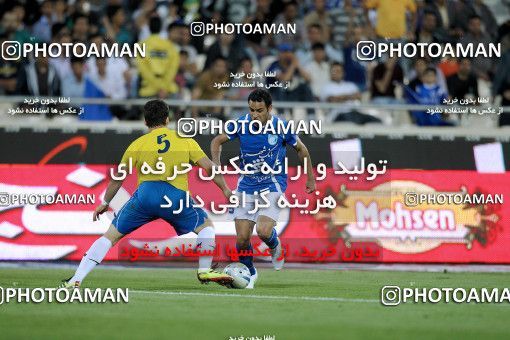 1190656, Tehran, Iran, لیگ برتر فوتبال ایران، Persian Gulf Cup، Week 31، Second Leg، Esteghlal 6 v 2 Sanat Naft Abadan on 2011/04/23 at Azadi Stadium