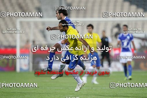 1190695, Tehran, Iran, لیگ برتر فوتبال ایران، Persian Gulf Cup، Week 31، Second Leg، Esteghlal 6 v 2 Sanat Naft Abadan on 2011/04/23 at Azadi Stadium