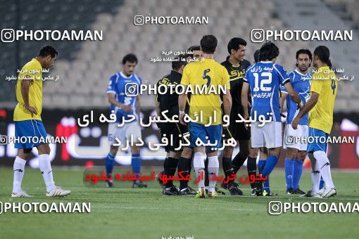 1190669, Tehran, Iran, لیگ برتر فوتبال ایران، Persian Gulf Cup، Week 31، Second Leg، Esteghlal 6 v 2 Sanat Naft Abadan on 2011/04/23 at Azadi Stadium