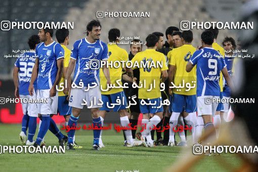 1190722, Tehran, Iran, لیگ برتر فوتبال ایران، Persian Gulf Cup، Week 31، Second Leg، Esteghlal 6 v 2 Sanat Naft Abadan on 2011/04/23 at Azadi Stadium