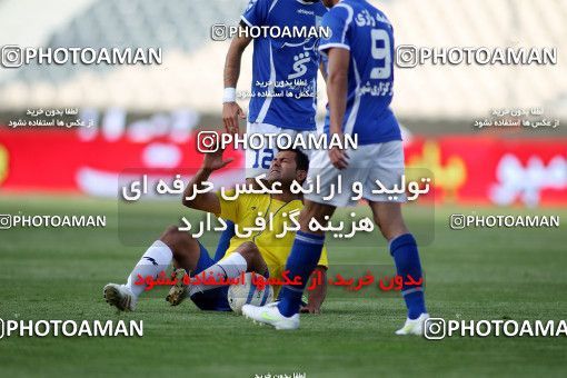 1189200, Tehran, Iran, لیگ برتر فوتبال ایران، Persian Gulf Cup، Week 31، Second Leg، Esteghlal 6 v 2 Sanat Naft Abadan on 2011/04/23 at Azadi Stadium