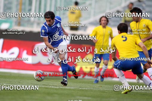 1189238, Tehran, Iran, لیگ برتر فوتبال ایران، Persian Gulf Cup، Week 31، Second Leg، Esteghlal 6 v 2 Sanat Naft Abadan on 2011/04/23 at Azadi Stadium