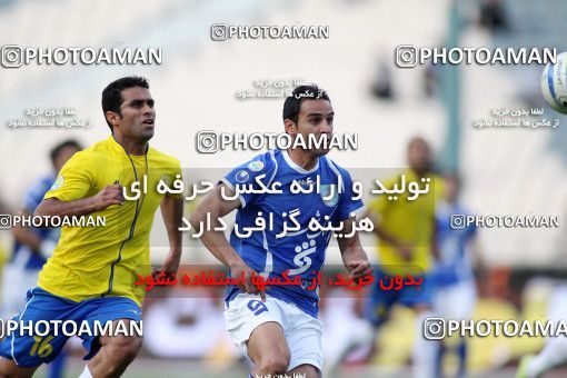 1189198, Tehran, Iran, لیگ برتر فوتبال ایران، Persian Gulf Cup، Week 31، Second Leg، Esteghlal 6 v 2 Sanat Naft Abadan on 2011/04/23 at Azadi Stadium