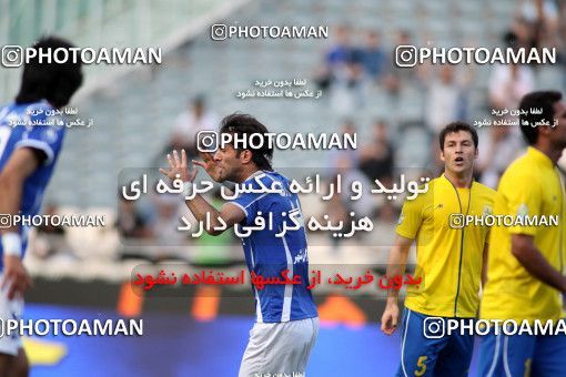 1189172, Tehran, Iran, لیگ برتر فوتبال ایران، Persian Gulf Cup، Week 31، Second Leg، Esteghlal 6 v 2 Sanat Naft Abadan on 2011/04/23 at Azadi Stadium