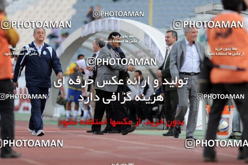 1189312, Tehran, Iran, لیگ برتر فوتبال ایران، Persian Gulf Cup، Week 31، Second Leg، Esteghlal 6 v 2 Sanat Naft Abadan on 2011/04/23 at Azadi Stadium