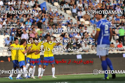 1189314, Tehran, Iran, لیگ برتر فوتبال ایران، Persian Gulf Cup، Week 31، Second Leg، Esteghlal 6 v 2 Sanat Naft Abadan on 2011/04/23 at Azadi Stadium