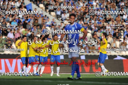 1189361, Tehran, Iran, لیگ برتر فوتبال ایران، Persian Gulf Cup، Week 31، Second Leg، Esteghlal 6 v 2 Sanat Naft Abadan on 2011/04/23 at Azadi Stadium