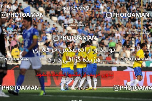 1189320, Tehran, Iran, لیگ برتر فوتبال ایران، Persian Gulf Cup، Week 31، Second Leg، Esteghlal 6 v 2 Sanat Naft Abadan on 2011/04/23 at Azadi Stadium