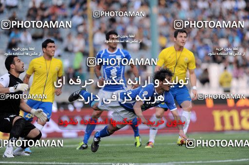 1189277, Tehran, Iran, لیگ برتر فوتبال ایران، Persian Gulf Cup، Week 31، Second Leg، Esteghlal 6 v 2 Sanat Naft Abadan on 2011/04/23 at Azadi Stadium
