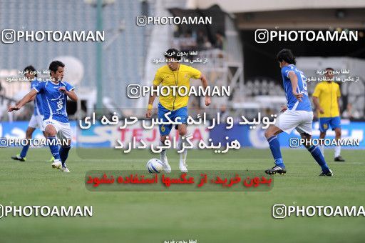 1189279, Tehran, Iran, لیگ برتر فوتبال ایران، Persian Gulf Cup، Week 31، Second Leg، Esteghlal 6 v 2 Sanat Naft Abadan on 2011/04/23 at Azadi Stadium