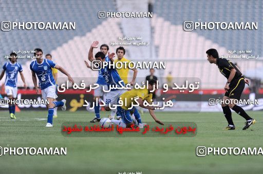 1189362, Tehran, Iran, لیگ برتر فوتبال ایران، Persian Gulf Cup، Week 31، Second Leg، Esteghlal 6 v 2 Sanat Naft Abadan on 2011/04/23 at Azadi Stadium