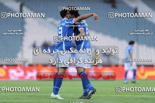 1189345, Tehran, Iran, لیگ برتر فوتبال ایران، Persian Gulf Cup، Week 31، Second Leg، Esteghlal 6 v 2 Sanat Naft Abadan on 2011/04/23 at Azadi Stadium
