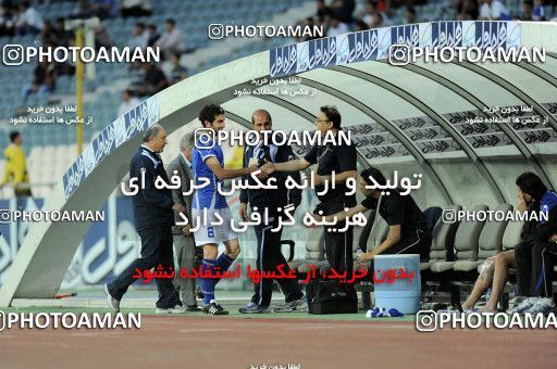 1189300, لیگ برتر فوتبال ایران، Persian Gulf Cup، Week 31، Second Leg، 2011/04/23، Tehran، Azadi Stadium، Esteghlal 6 - 2 Sanat Naft Abadan