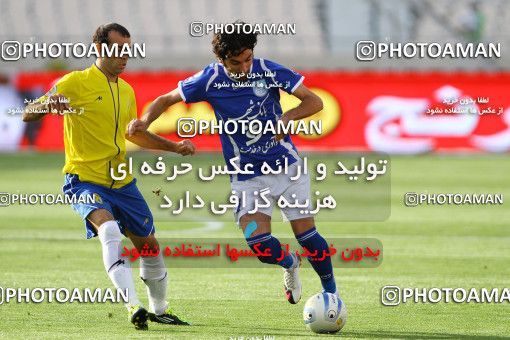 1189441, Tehran, Iran, لیگ برتر فوتبال ایران، Persian Gulf Cup، Week 31، Second Leg، Esteghlal 6 v 2 Sanat Naft Abadan on 2011/04/23 at Azadi Stadium