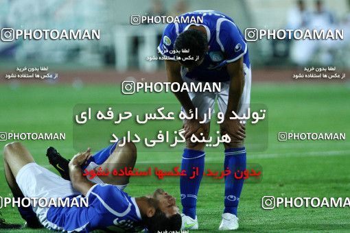 1189409, Tehran, Iran, لیگ برتر فوتبال ایران، Persian Gulf Cup، Week 31، Second Leg، Esteghlal 6 v 2 Sanat Naft Abadan on 2011/04/23 at Azadi Stadium