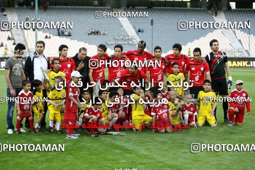 1189898, Tehran, Iran, لیگ برتر فوتبال ایران، Persian Gulf Cup، Week 31، Second Leg، Naft Tehran 1 v 5 Persepolis on 2011/04/24 at Azadi Stadium