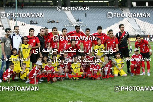 1189878, Tehran, Iran, لیگ برتر فوتبال ایران، Persian Gulf Cup، Week 31، Second Leg، Naft Tehran 1 v 5 Persepolis on 2011/04/24 at Azadi Stadium
