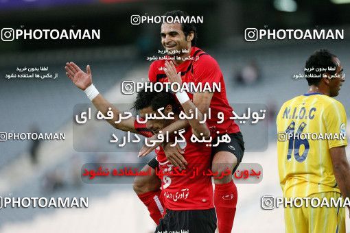 1189896, Tehran, Iran, لیگ برتر فوتبال ایران، Persian Gulf Cup، Week 31، Second Leg، Naft Tehran 1 v 5 Persepolis on 2011/04/24 at Azadi Stadium