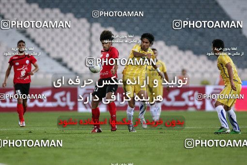 1189904, Tehran, Iran, لیگ برتر فوتبال ایران، Persian Gulf Cup، Week 31، Second Leg، Naft Tehran 1 v 5 Persepolis on 2011/04/24 at Azadi Stadium